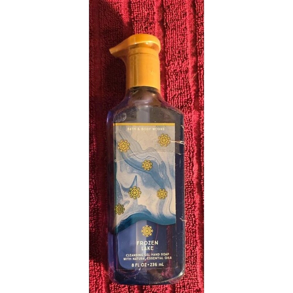Bath & Body Works Frozen Lake Cleansing Gel Hand Soap – NEW